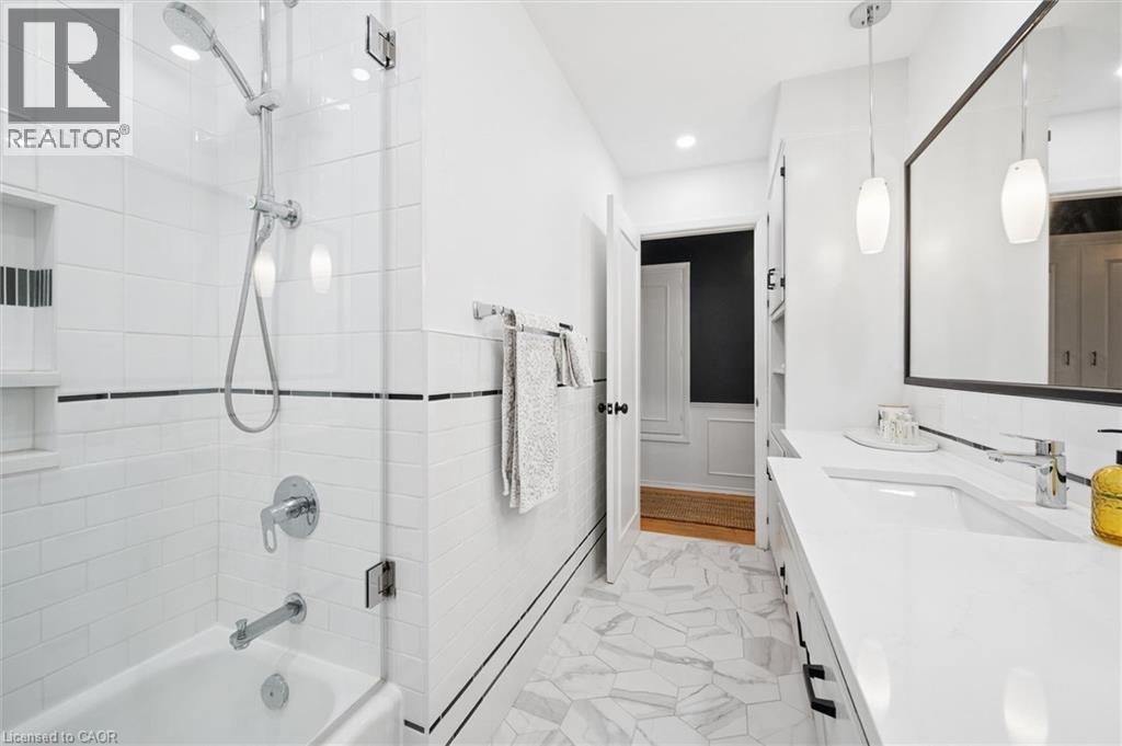 144 RIPPLEWOOD Crescent - 22