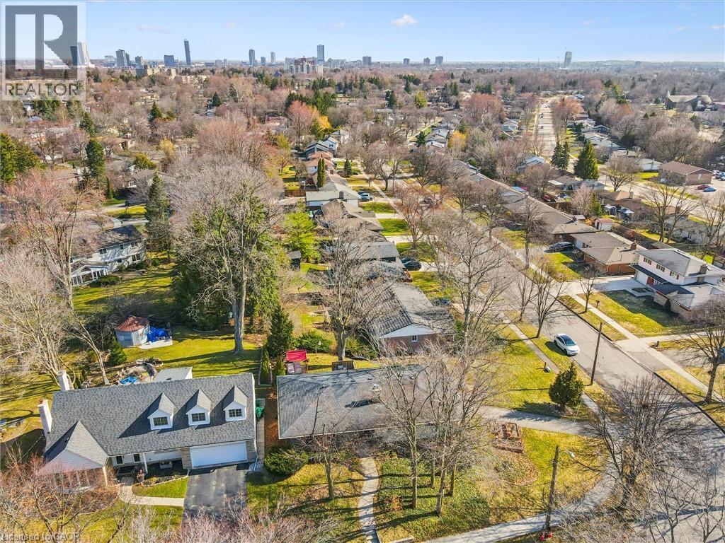 144 RIPPLEWOOD Crescent — photo 46