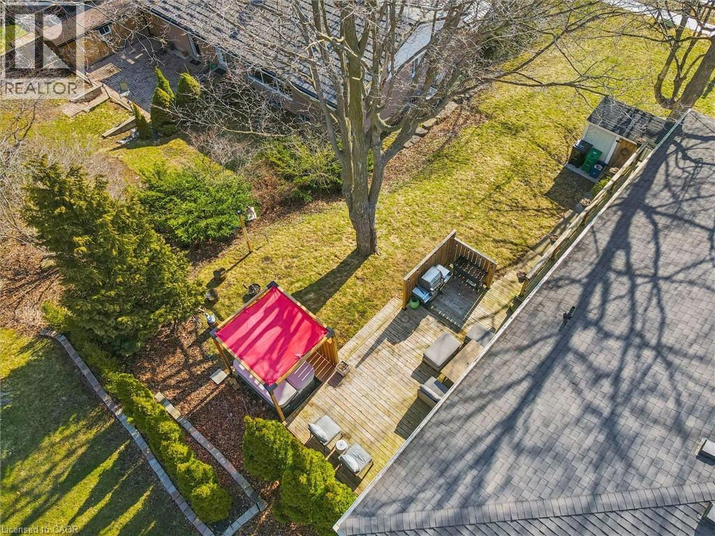144 RIPPLEWOOD Crescent — photo 45