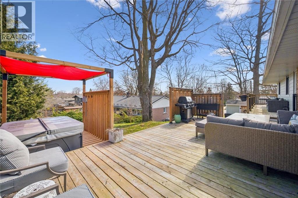 144 RIPPLEWOOD Crescent — photo 40