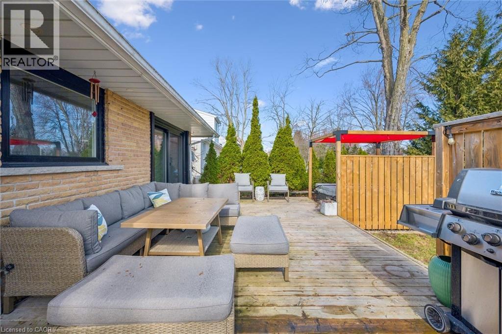 144 RIPPLEWOOD Crescent — photo 41