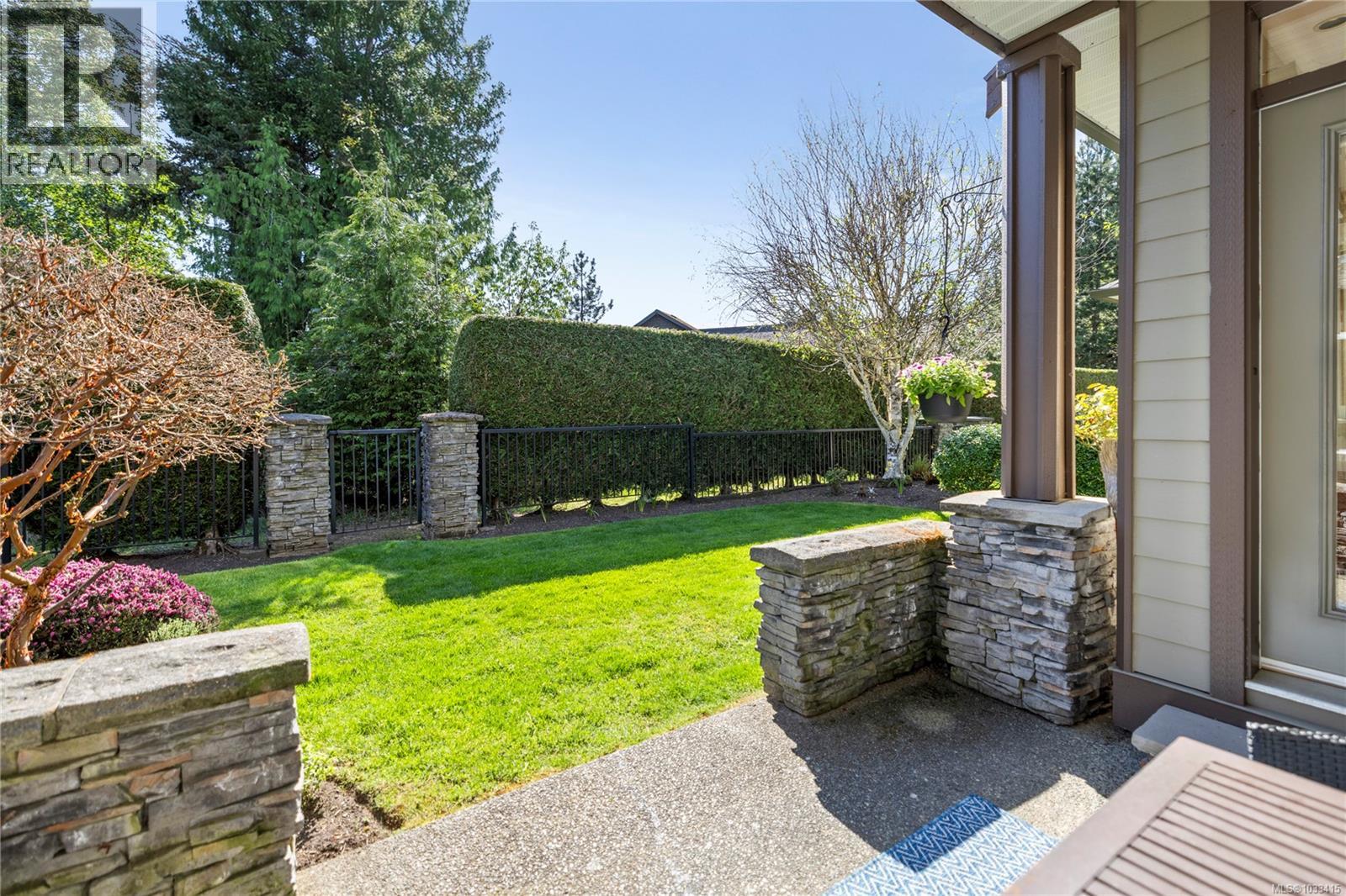 6425 Pachena Pl - 36