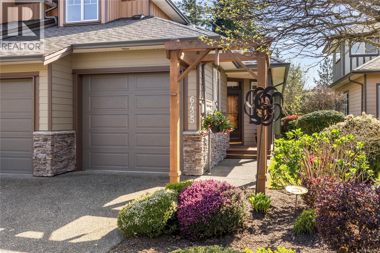 6425 Pachena Pl - 43