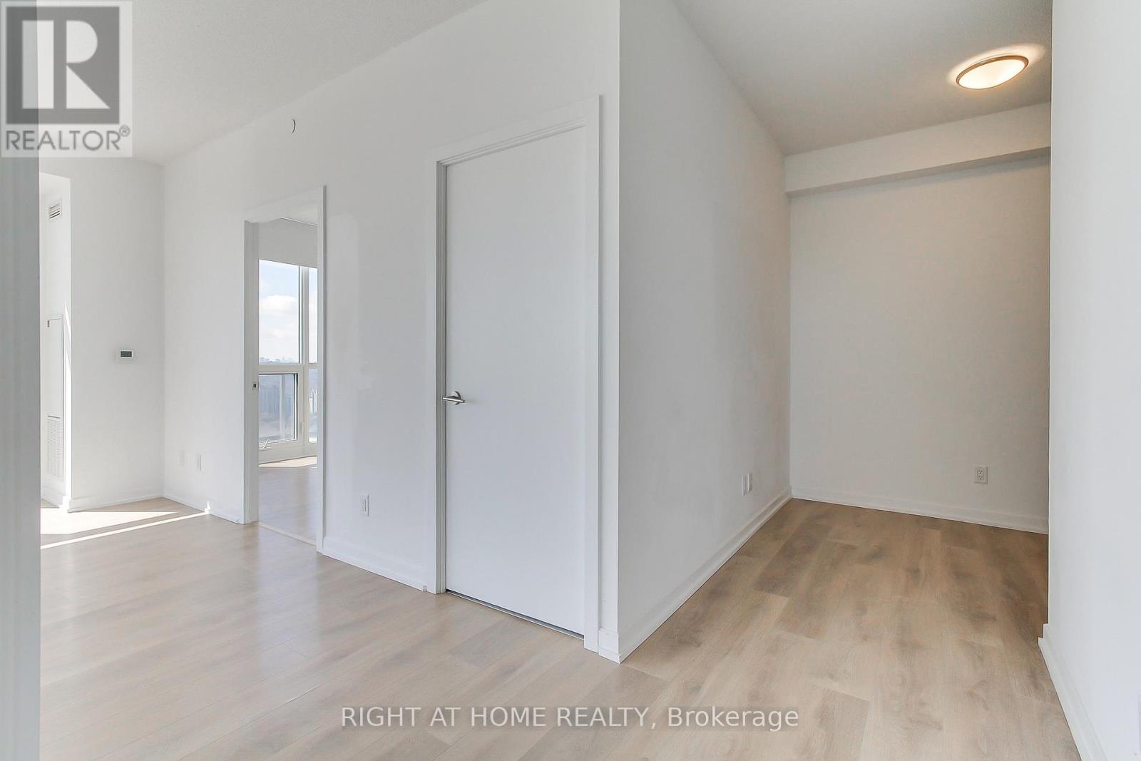 2407 - 38 FOREST MANOR ROAD — photo 8