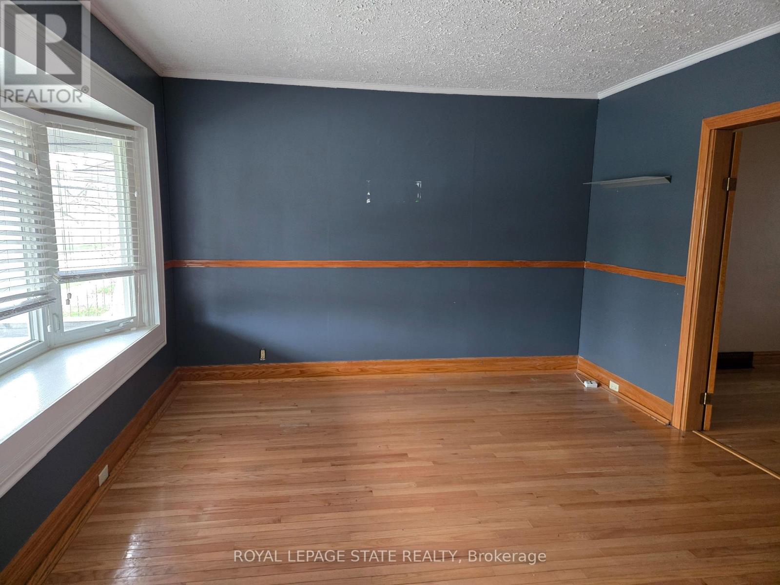 4 HAIG STREET - 4