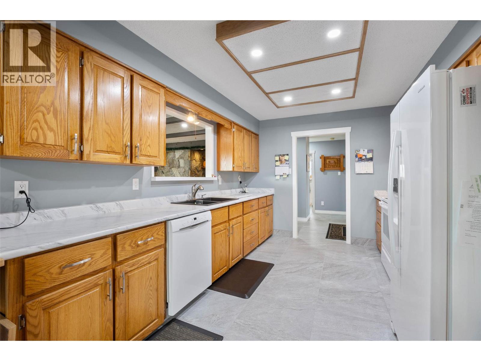 2402 Parkview Drive - 10