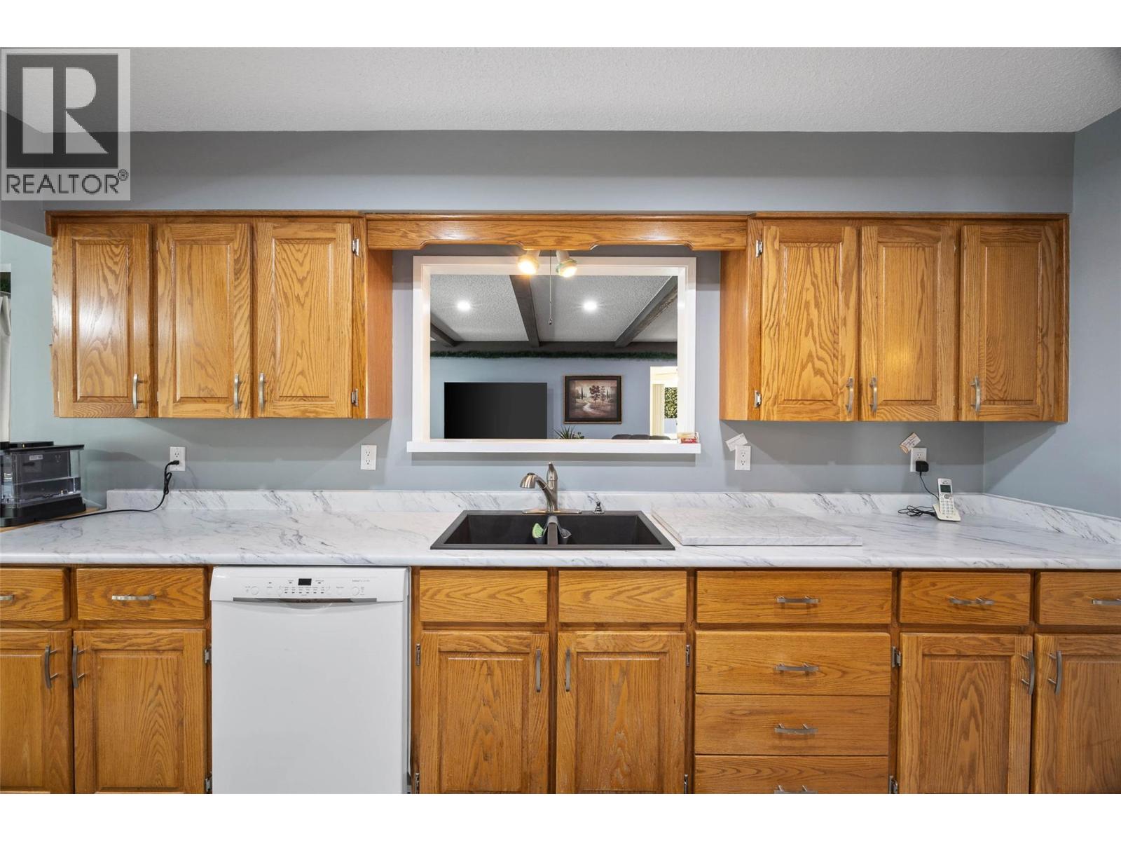 2402 Parkview Drive - 11