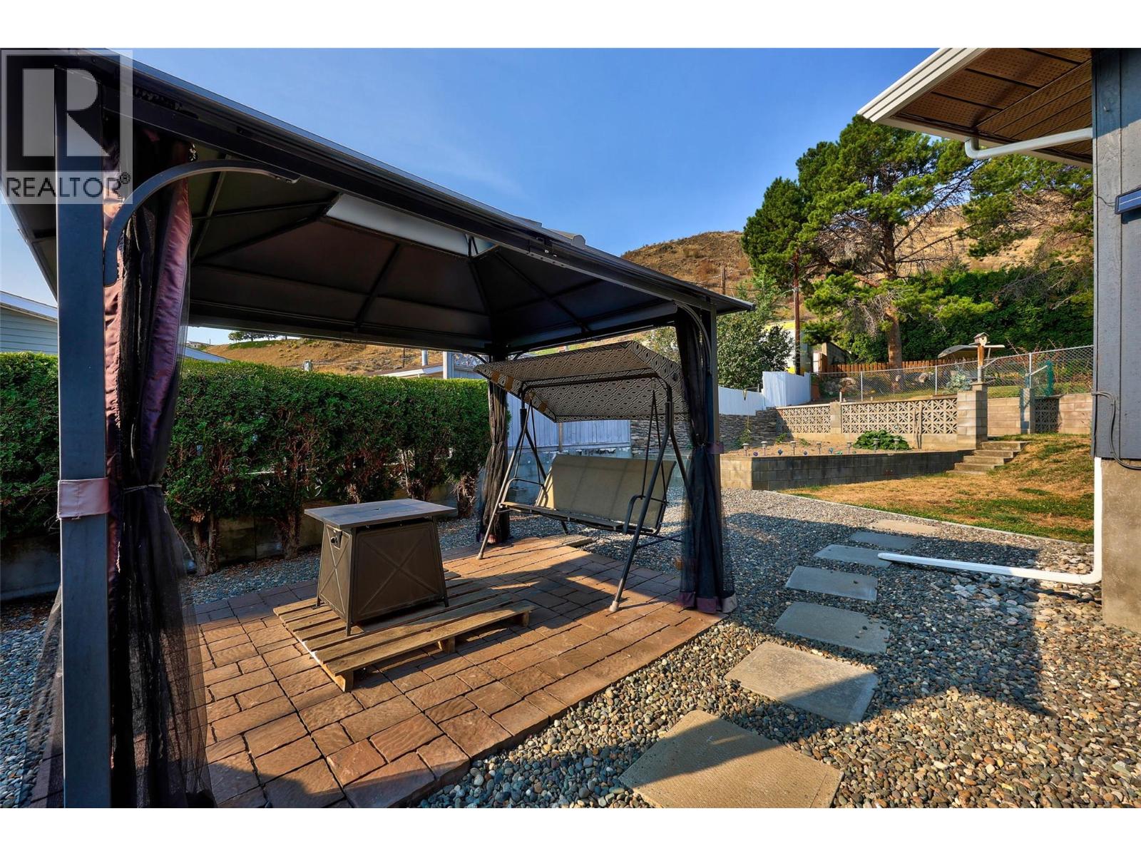 2402 Parkview Drive - 34