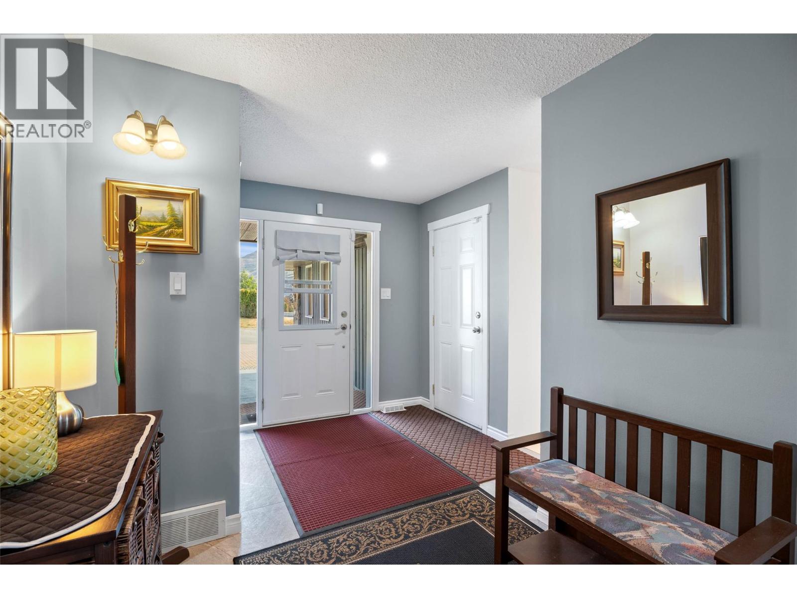 2402 Parkview Drive - 5