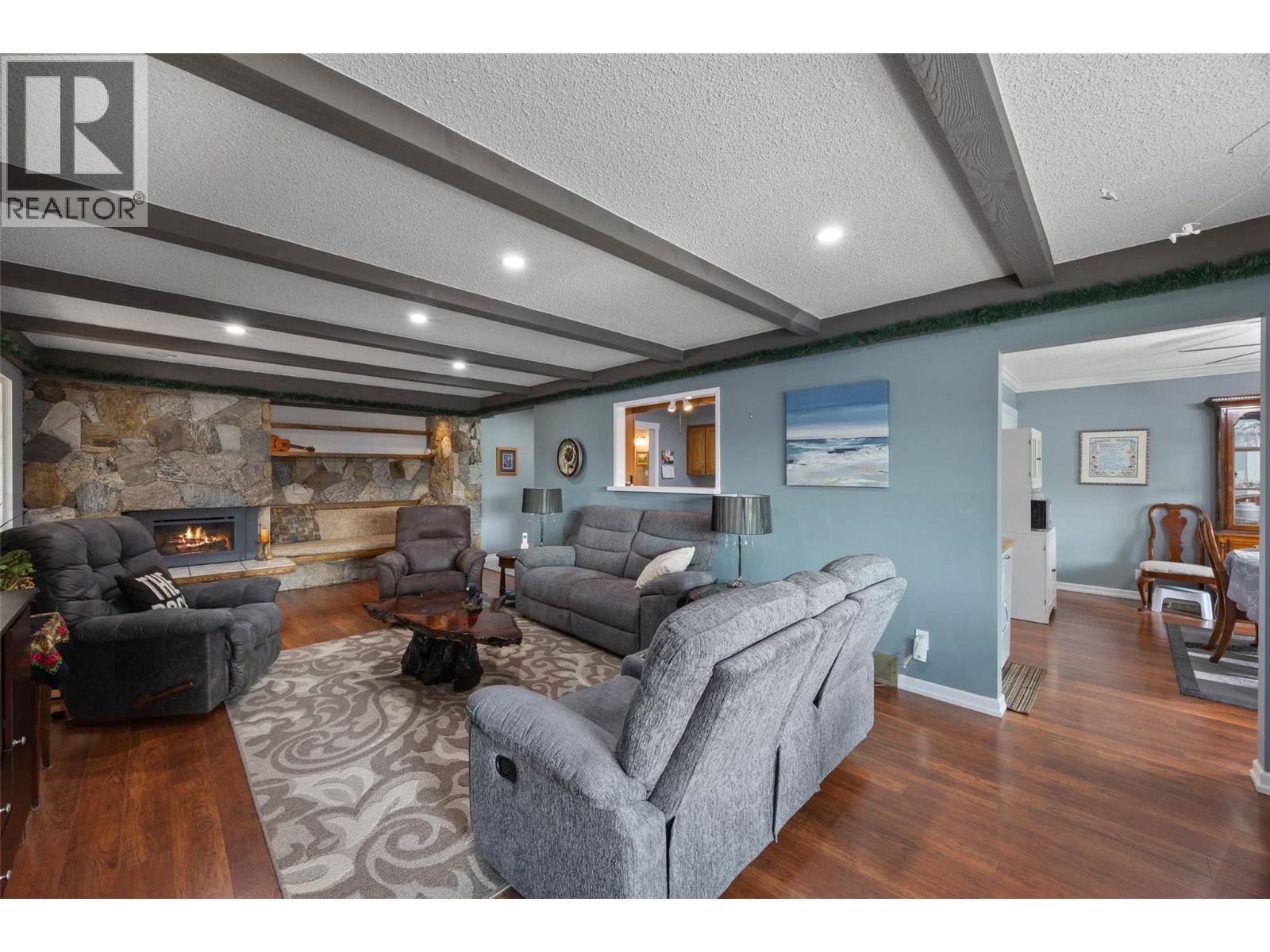 2402 Parkview Drive - 9