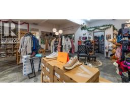 4305 57 Avenue, Lloydminster, AB T9V1Y4 Photo 11