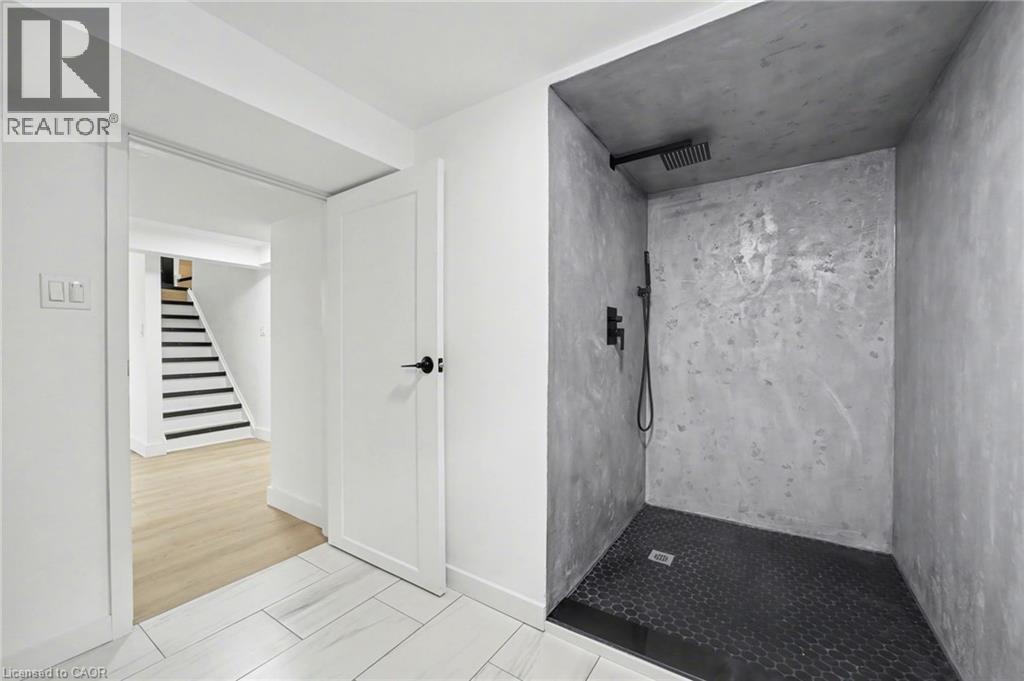 10 NORWICH Road, Stoney Creek, Ontario, L8E1Z6 — Photo 37