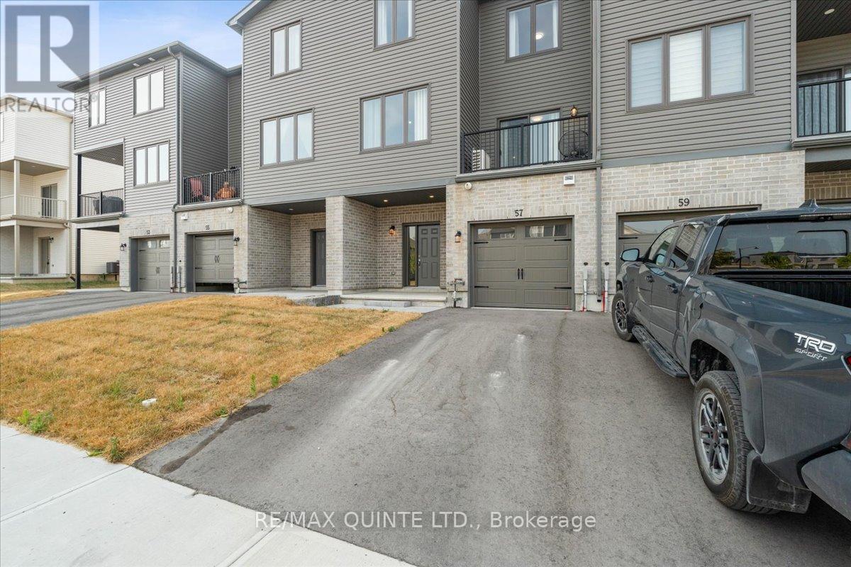 #57 - Newer 3 level townhouse with balcony