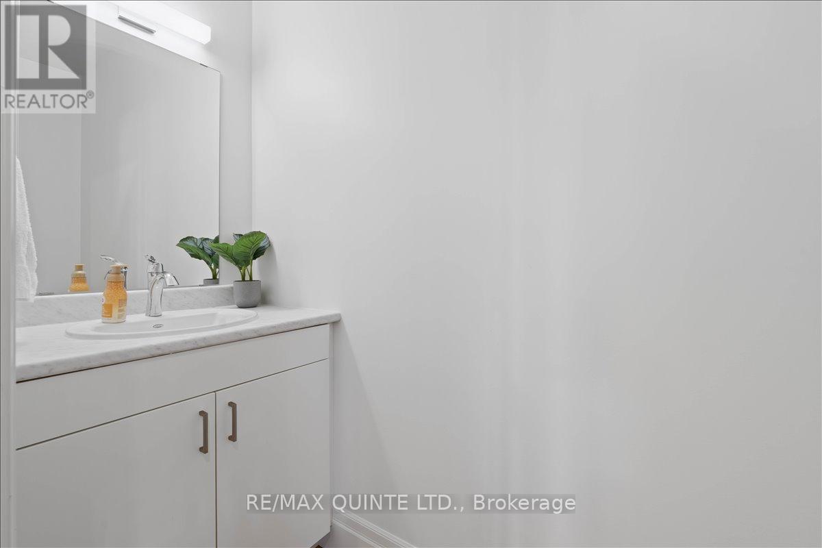 2 pc bath