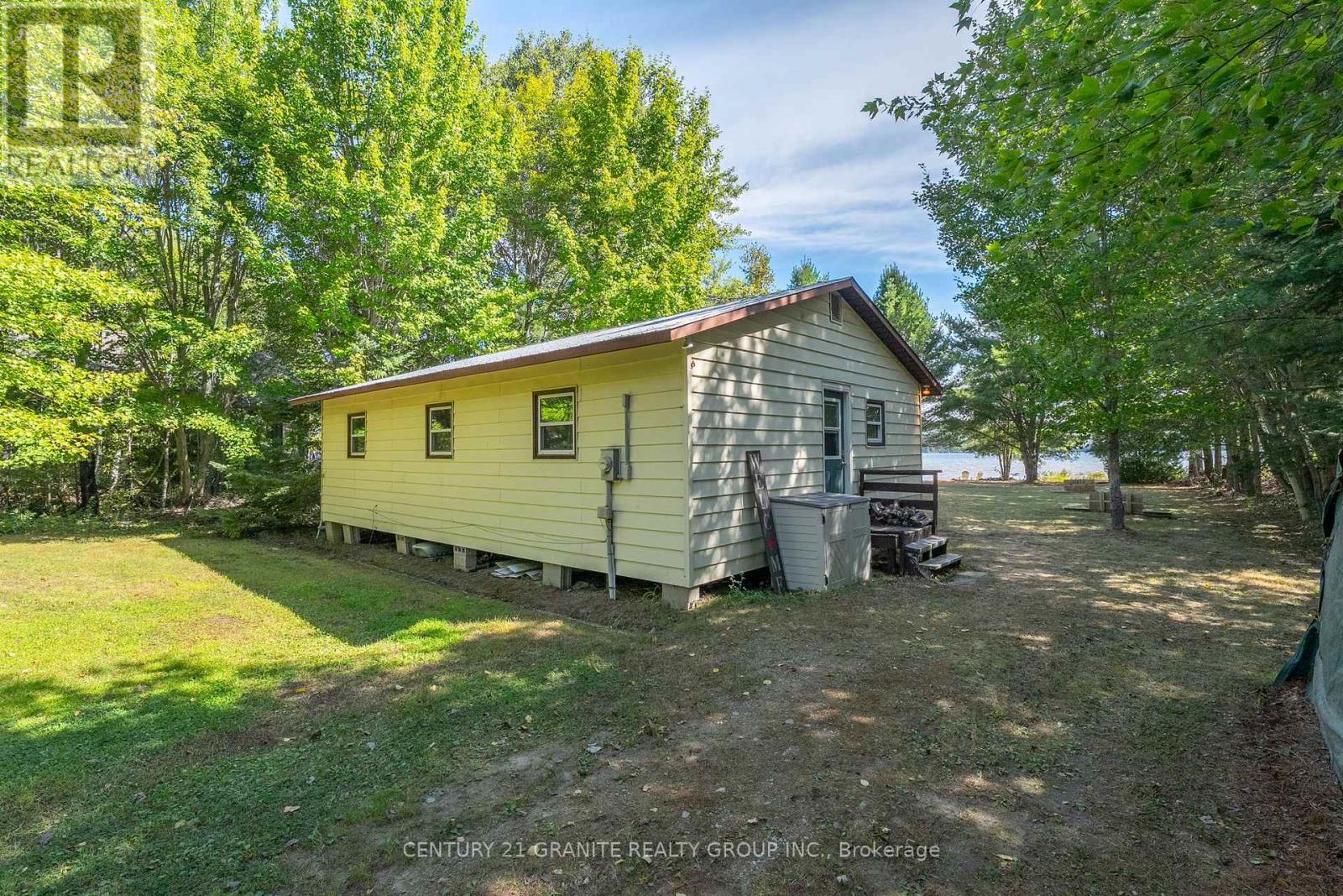 920 PAPINEAU LAKE ROAD - Image 2