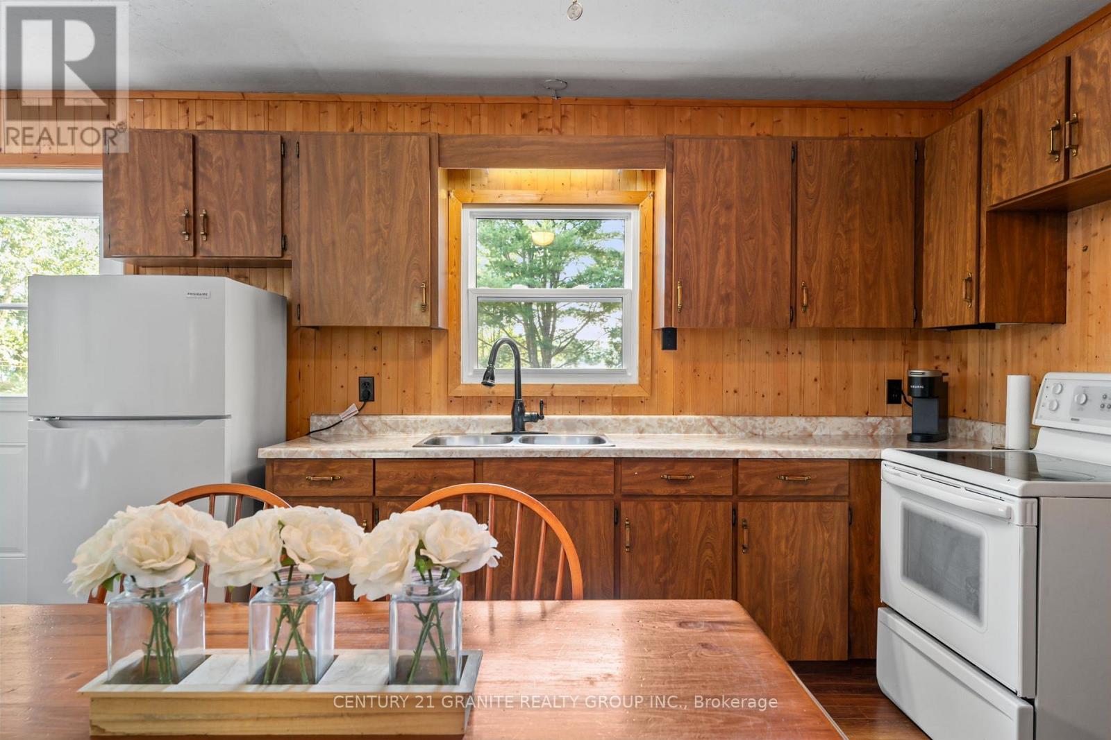920 PAPINEAU LAKE ROAD - 8
