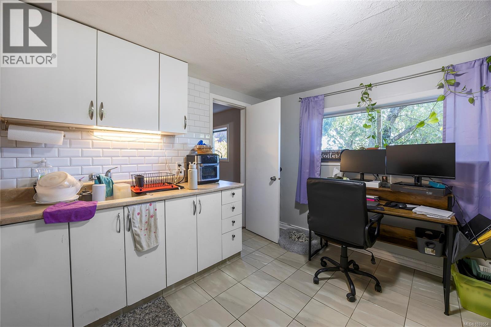 1575 Townsite Rd - 14