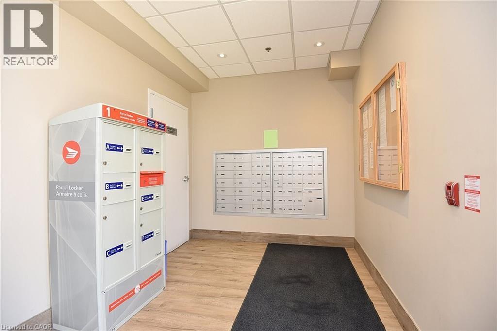 170 ROCKHAVEN Lane Unit# 210, Hamilton, Ontario, L8B1B5 — Photo 39