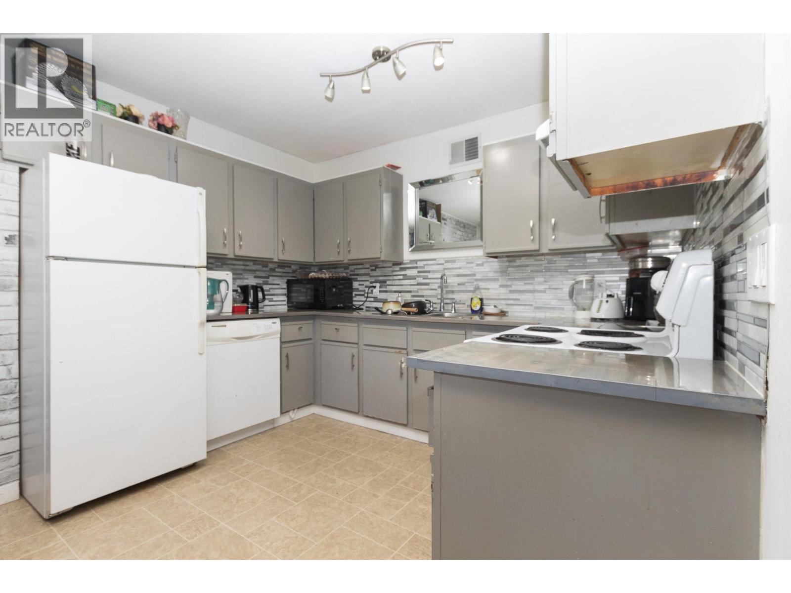 261 Alexander Street, Salmon Arm