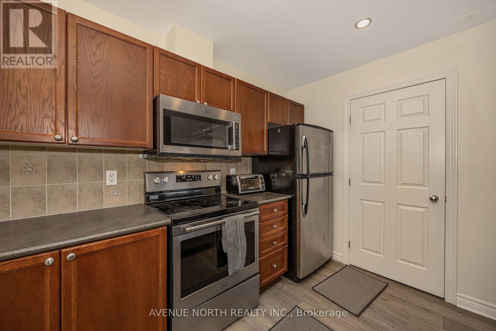 #4 175 WATERBRIDGE DRIVE - 10