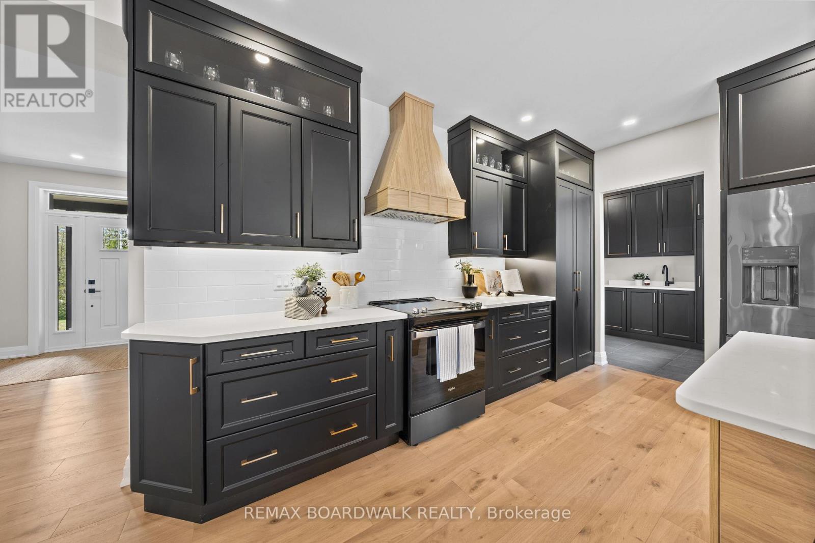 104 STONEWOOD DRIVE - 7