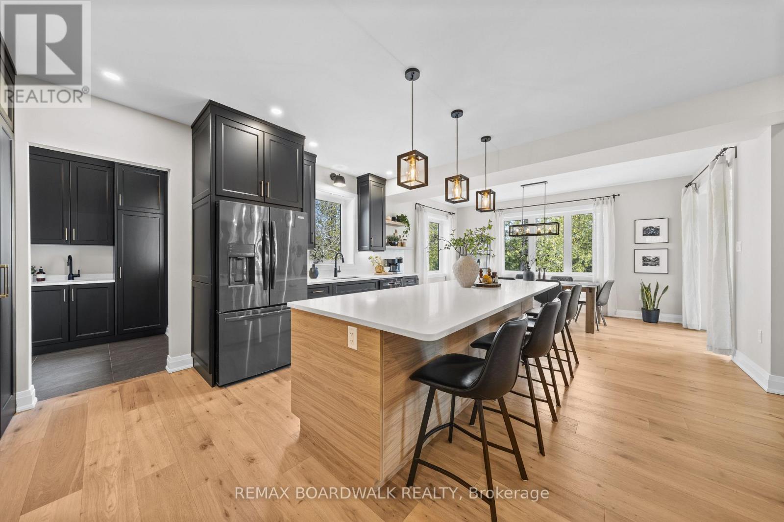104 STONEWOOD DRIVE - 8