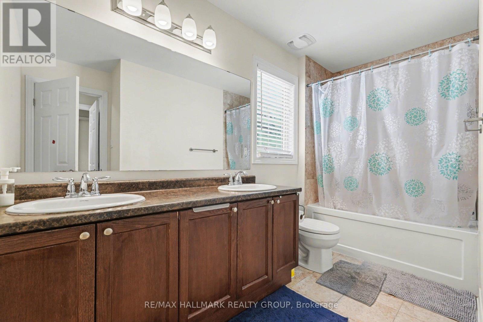 217 BENSINGER WAY - 15