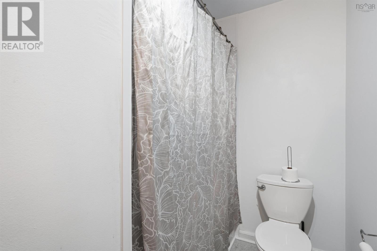 Property 21 of 37 of 6141/6143 Duncan Street