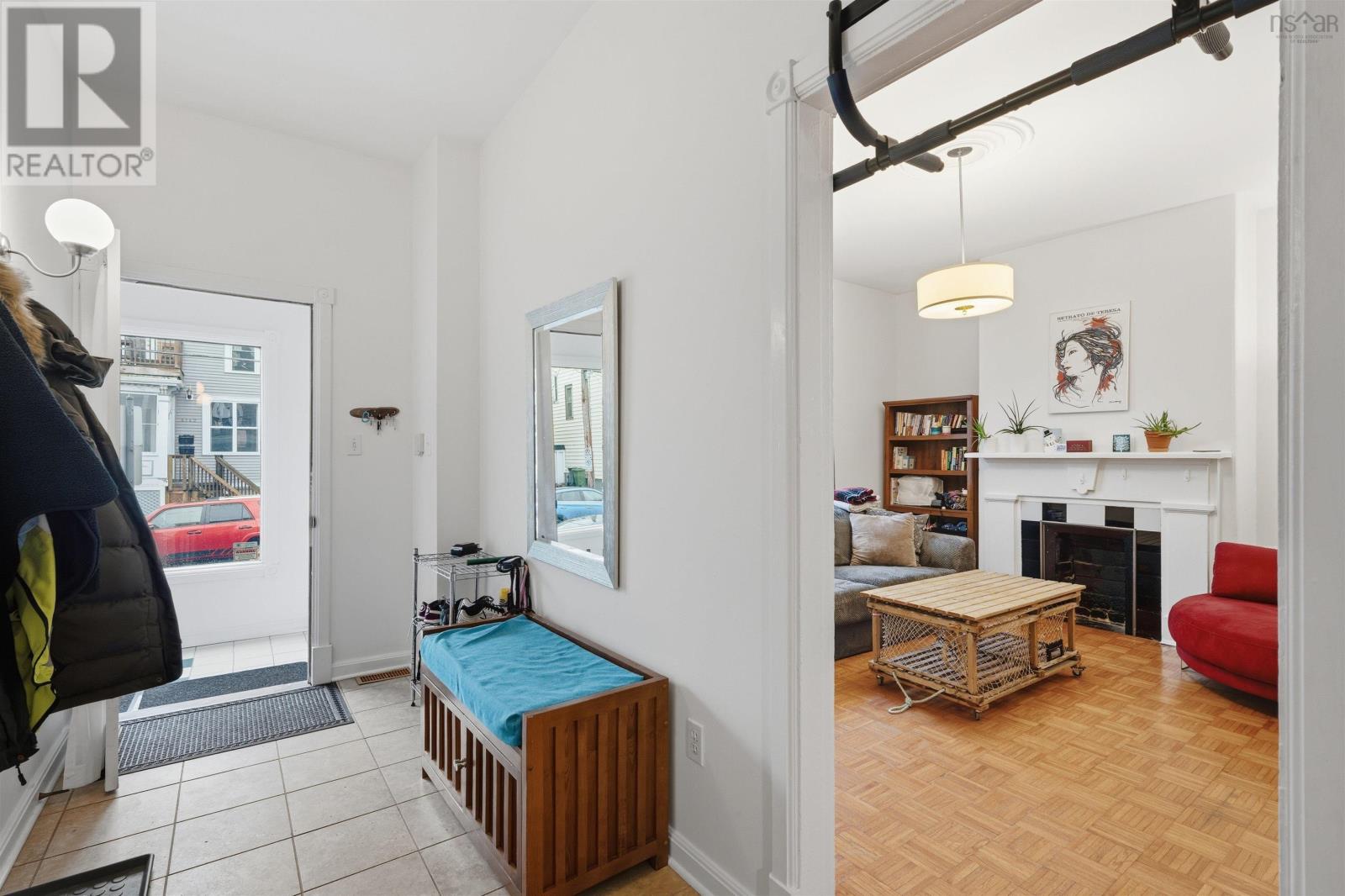 Property 4 of 37 of 6141/6143 Duncan Street