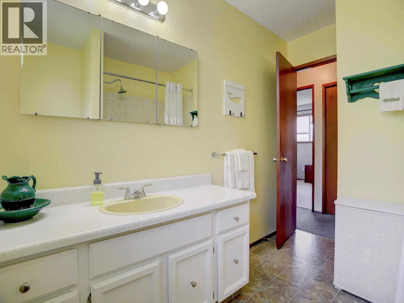  1277 BEGLEY Road, Kelowna