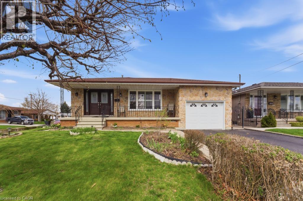 68 NUGENT Drive - 2