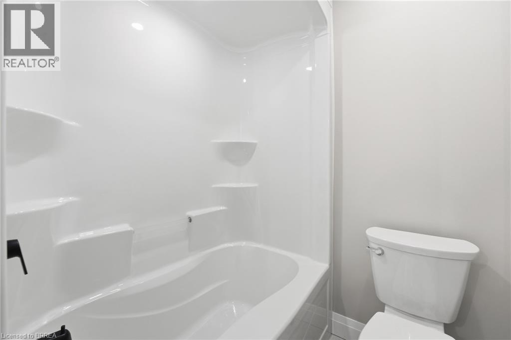 102 OAK Avenue - 26