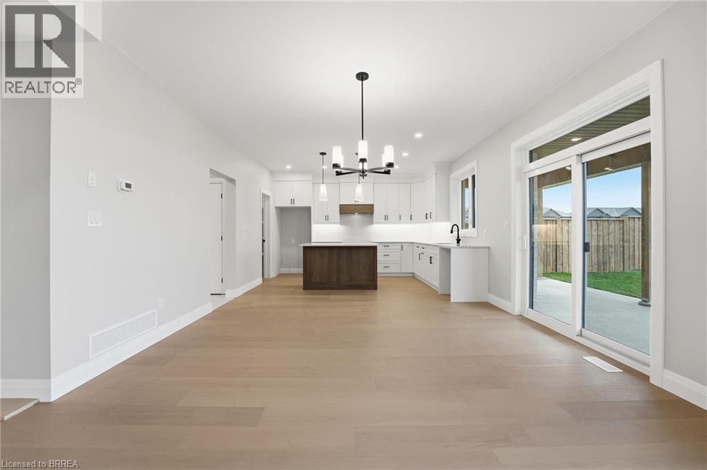 102 OAK Avenue - 9