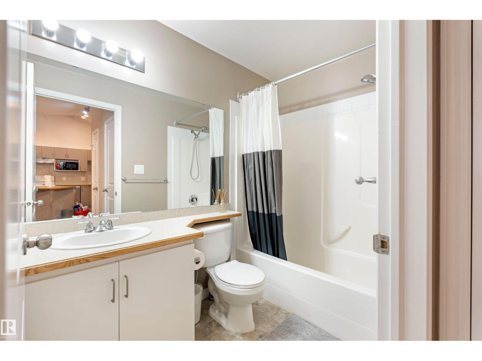 #513 11325 83 ST NW NW, Edmonton