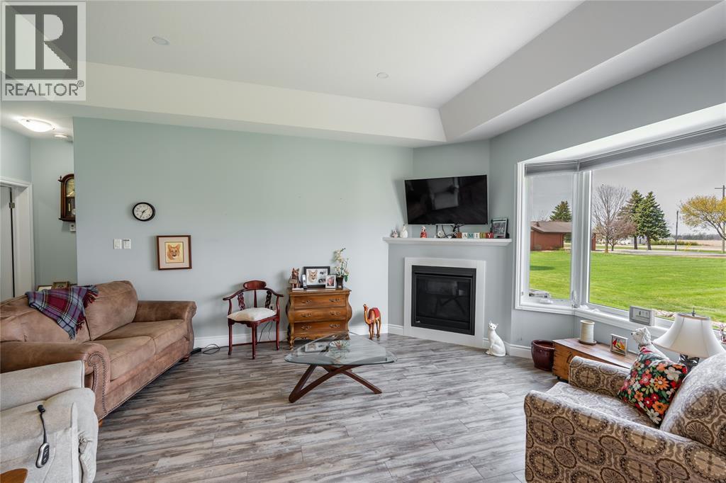 5969 TOWNSEND LINE Unit# 5, Lambton Shores, Ontario, N0N1J0 — Photo 13