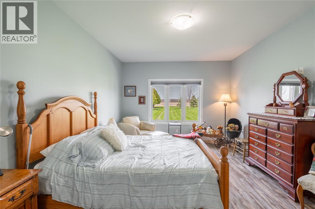 5969 TOWNSEND LINE Unit# 5, Lambton Shores, Ontario, N0N1J0 — Photo 17