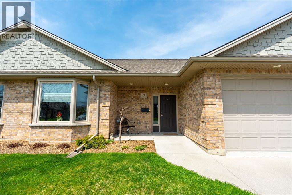 5969 TOWNSEND LINE Unit# 5, Lambton Shores, Ontario, N0N1J0 — Photo 3