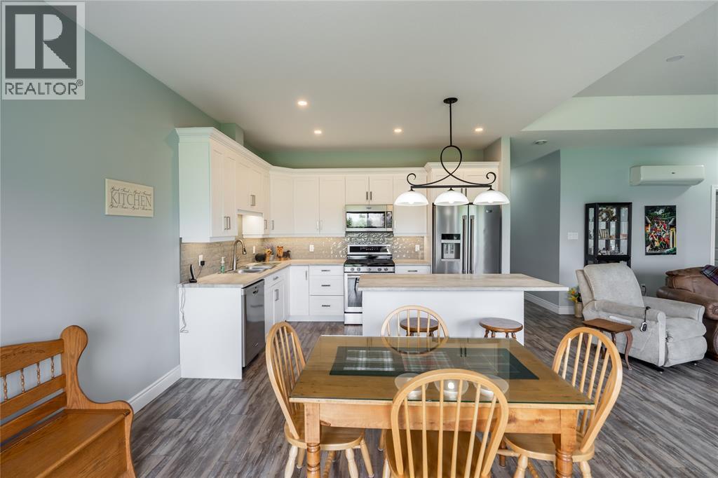 5969 TOWNSEND LINE Unit# 5, Lambton Shores, Ontario, N0N1J0 — Photo 8