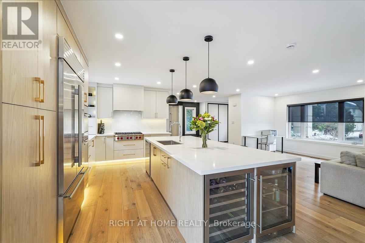 2090 STONEHOUSE CRESCENT - 10
