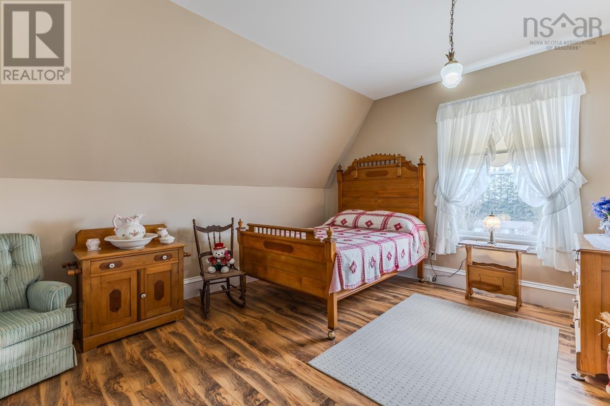 Property 39 of 49 of 13011 HIGHWAY 2