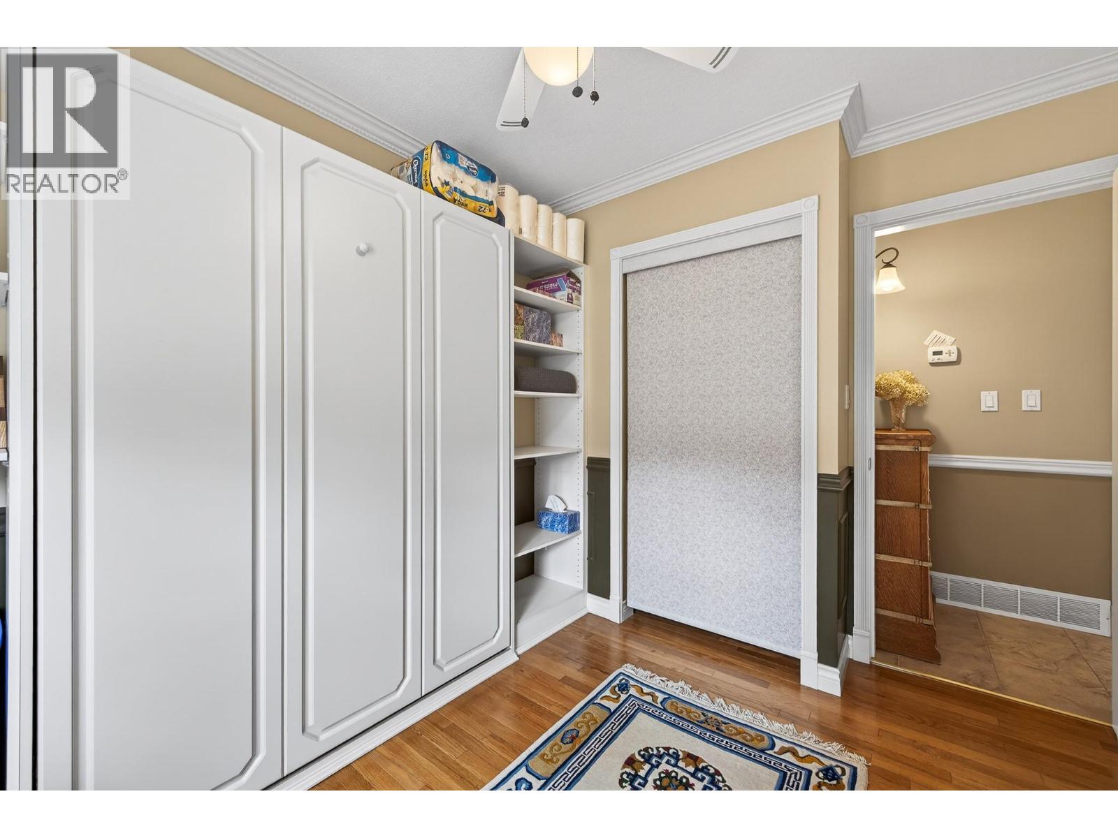 694 Lombard Street - 18