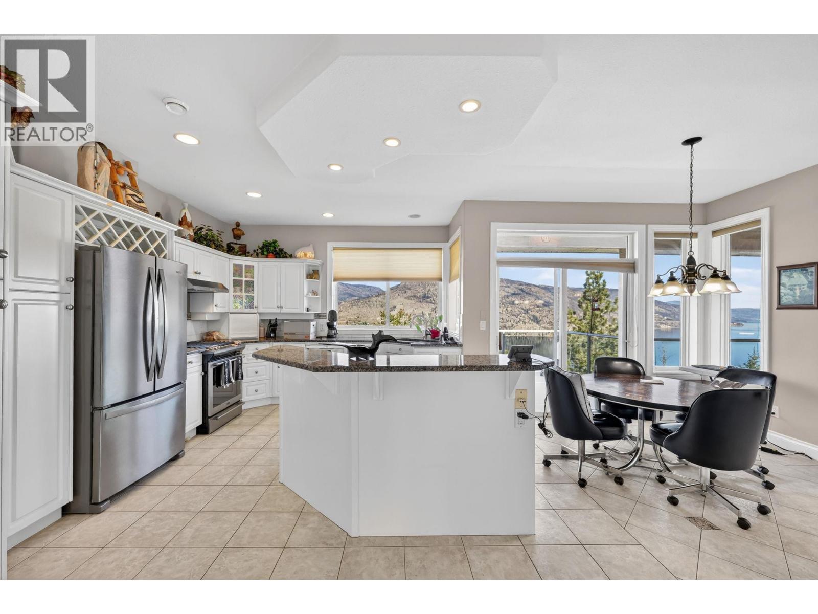  248 Pendragon Place, Kelowna