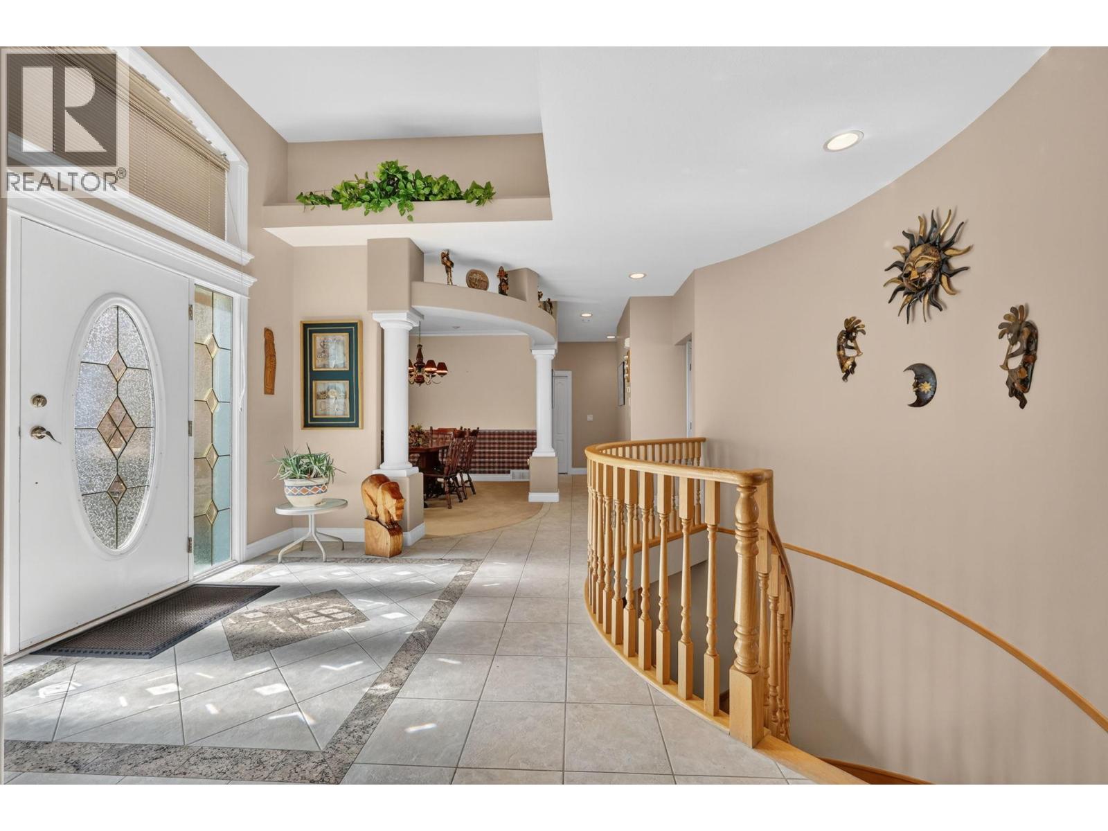  248 Pendragon Place, Kelowna