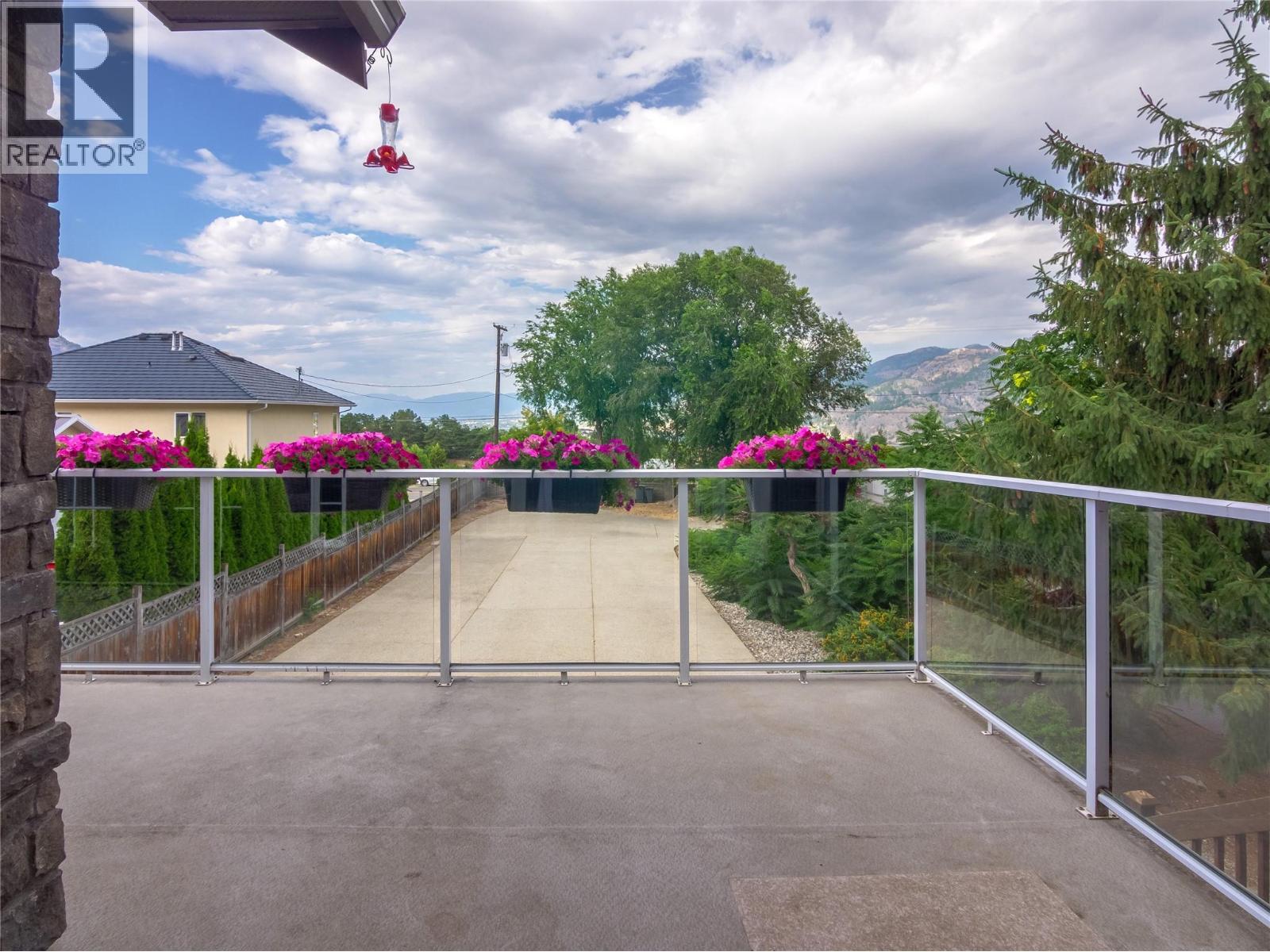 192 Lakehill Road - 29