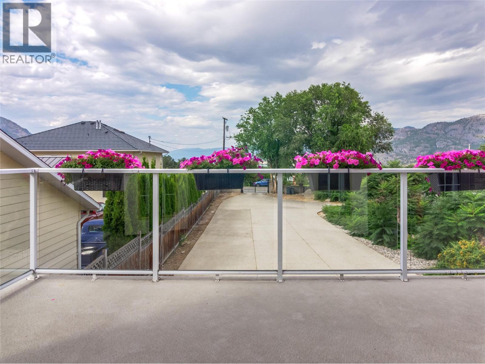 192 Lakehill Road - 30