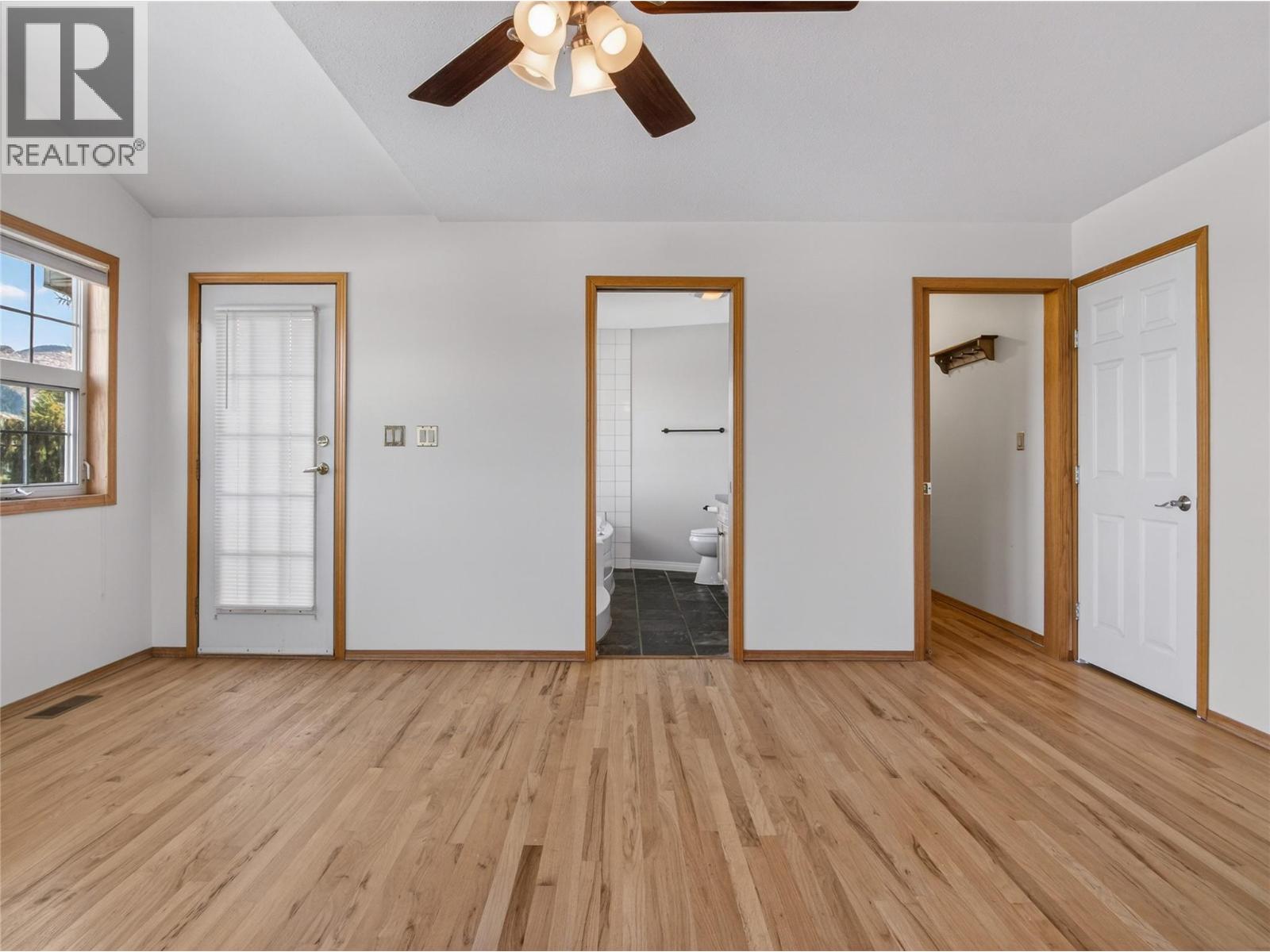 192 Lakehill Road - 41