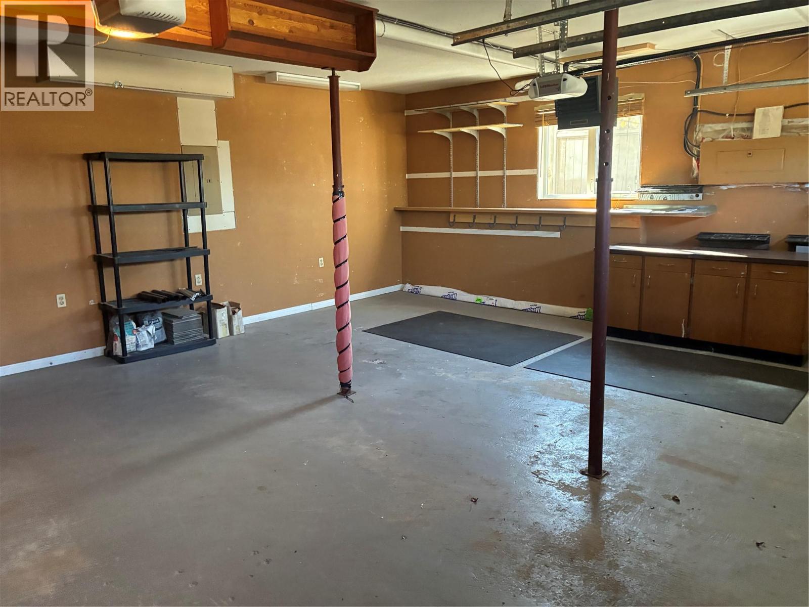 192 Lakehill Road - 75