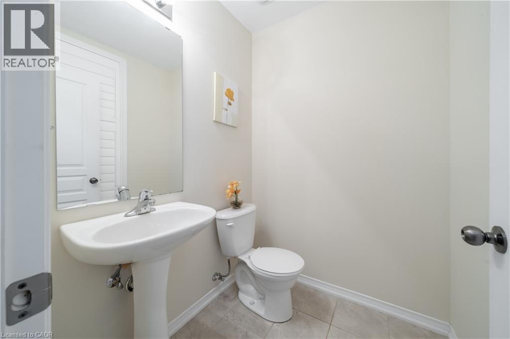 148 WHITWELL Way - 4