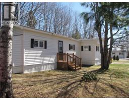 12 Pinetree Street, photo 3