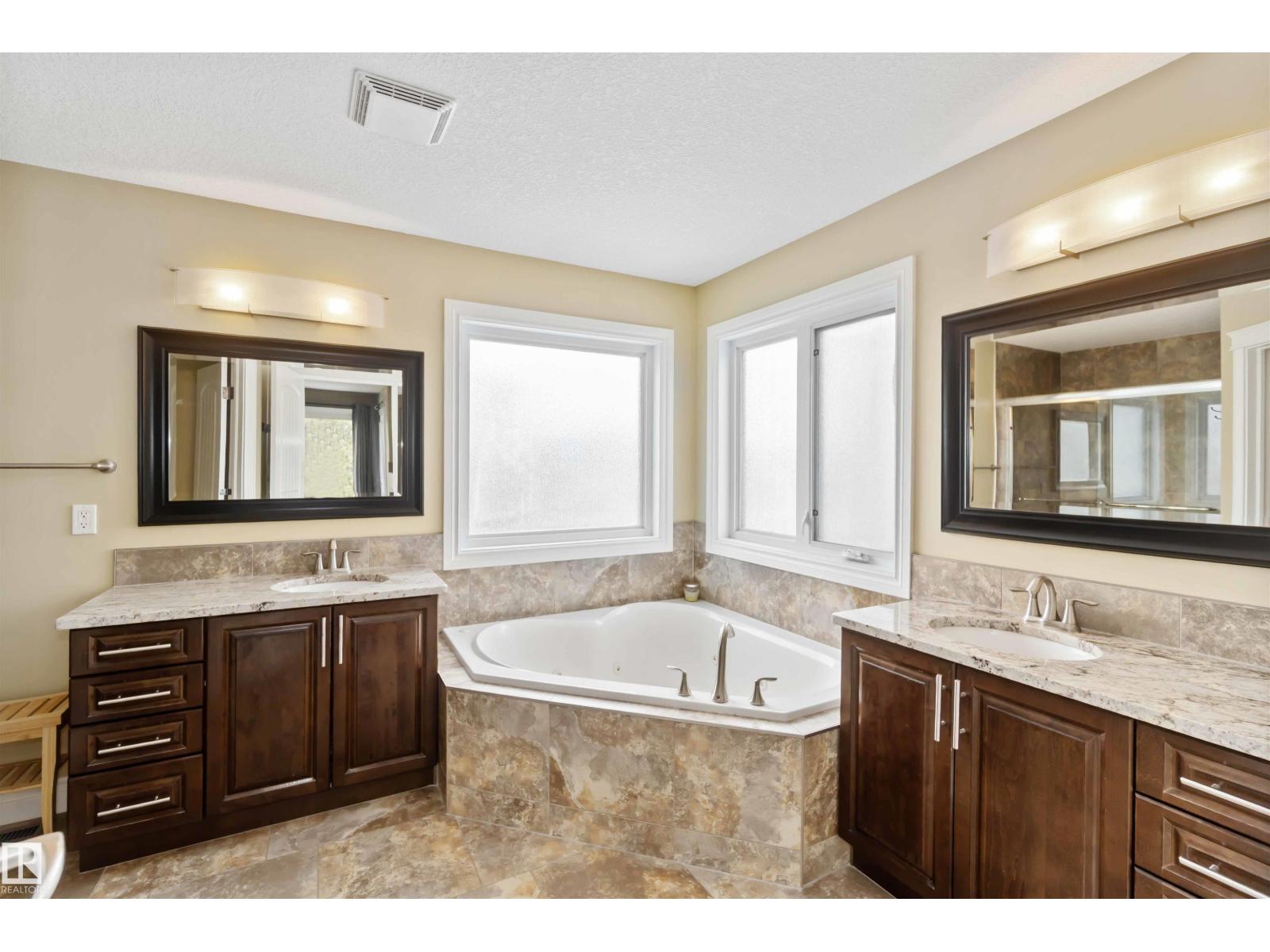 10630 82 ST NW - 20